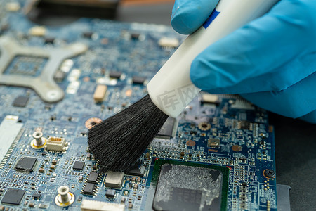 電腦單反相機(jī)與計(jì)算機(jī)維修 現(xiàn)代科技生活中的雙生花